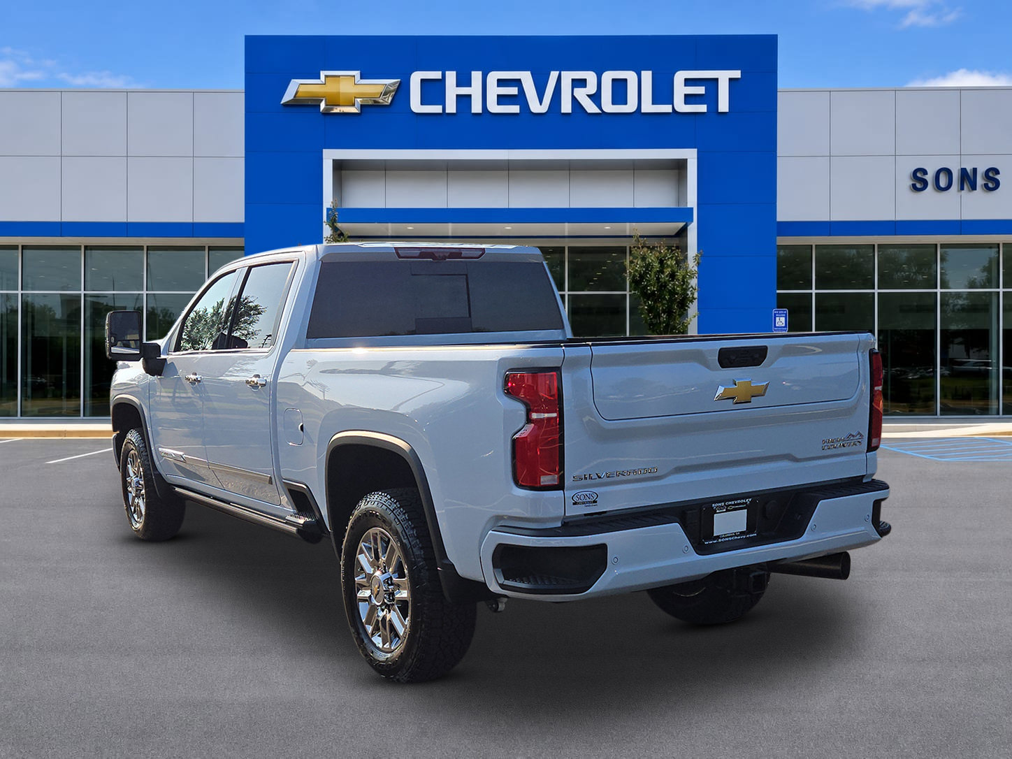 New 2026 Chevrolet Silverado 2500 High Country w/ High Country Premium Package AWD/4WD image 7