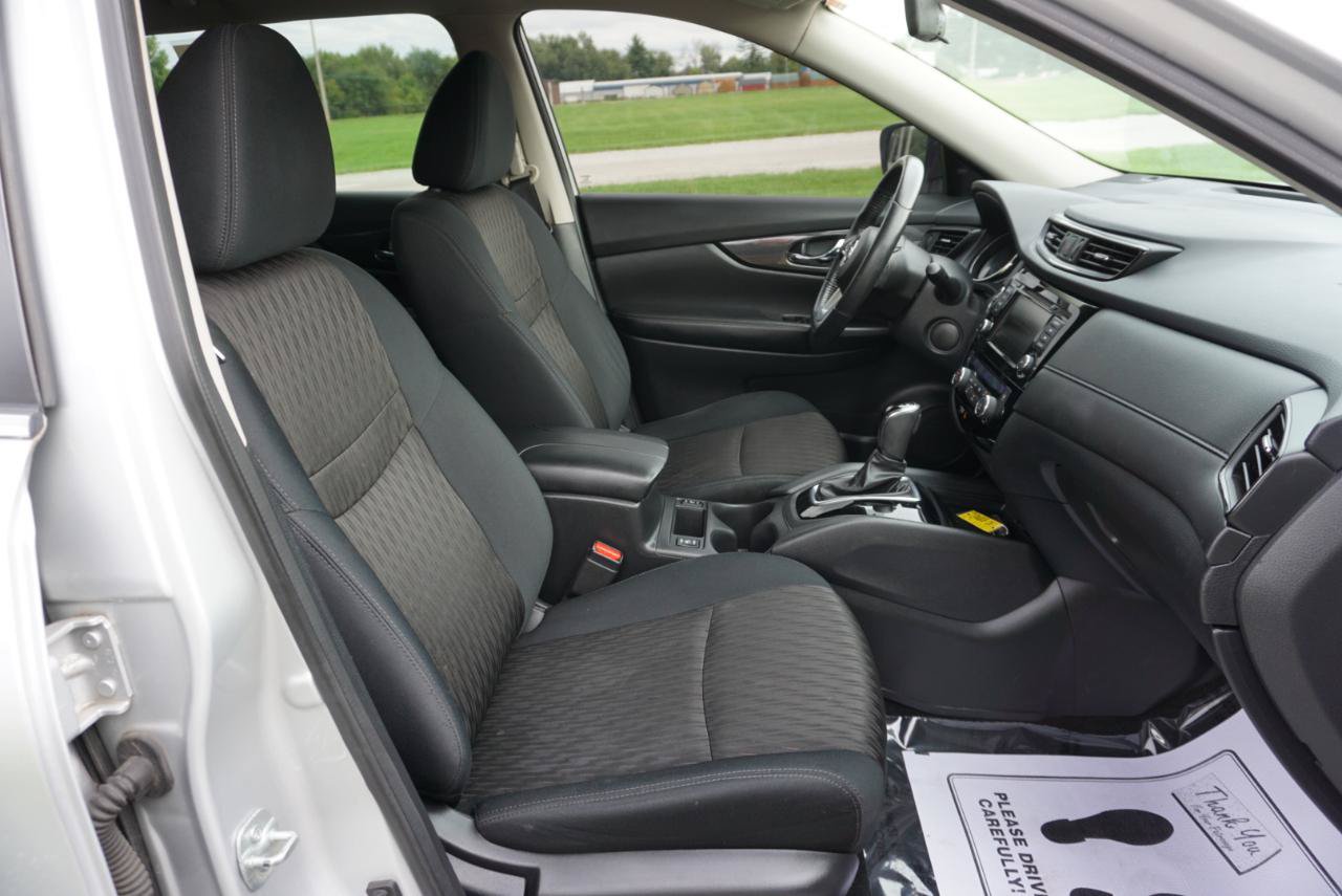 Used 2018 Nissan Rogue SV w/ Premium Package AWD/4WD image 25