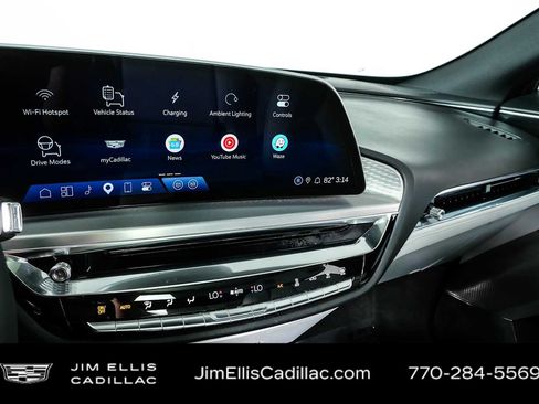Certified 2024 Cadillac Lyriq Sport RWD image 13