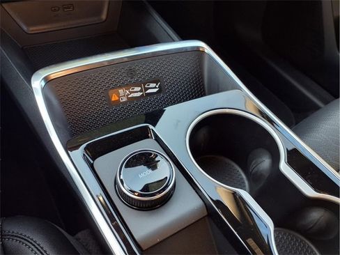 New 2026 Chevrolet Equinox LT w/ Convenience Package II image 11