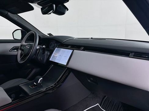 Used 2026 Land Rover Range Rover Velar S image 29