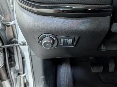 Used 2026 Jeep Compass Limited AWD/4WD image 19