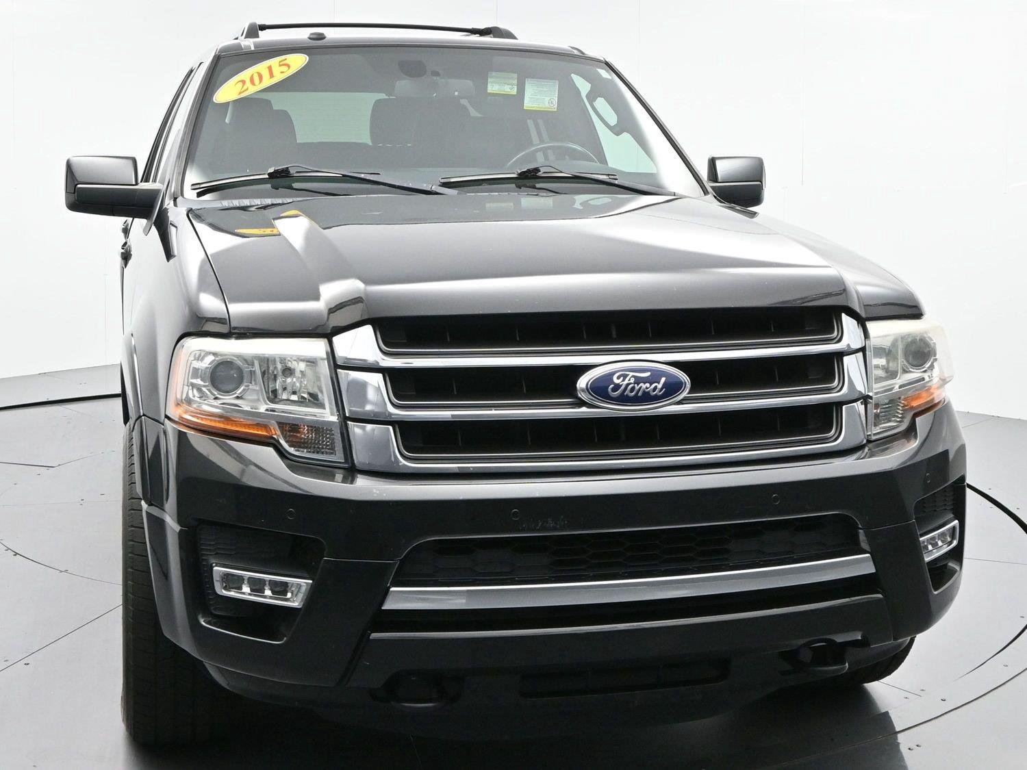 Used 2015 Ford Expedition Limited w/ Equipment Group 301A AWD/4WD image 2