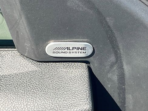 Used 2023 Dodge Charger SXT image 18