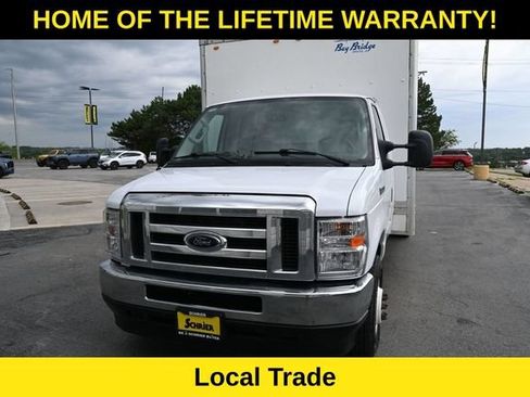 Used 2024 Ford E-350 and Econoline 350 Super Duty w/ Power Windows & Locks Group RWD image 3