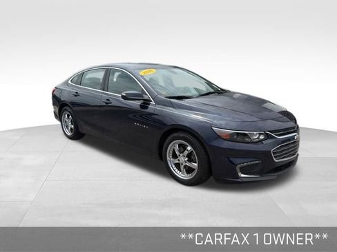 Used 2016 Chevrolet Malibu LT FWD image 2