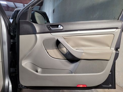 Used 2006 Volkswagen Jetta 2.5 image 14