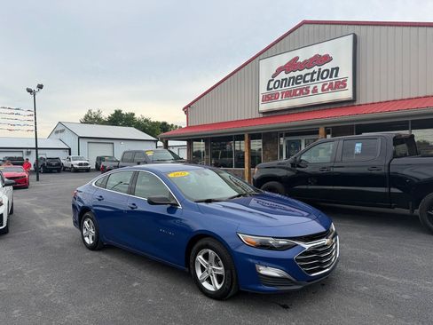 Used 2023 Chevrolet Malibu LS FWD image 1