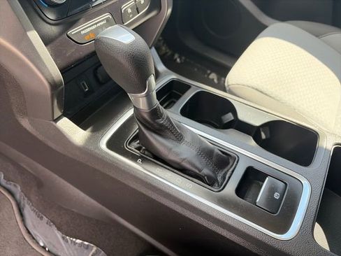 Used 2017 Ford Escape SE AWD/4WD image 32