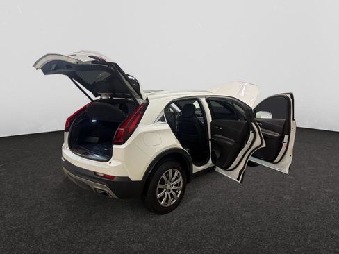Used 2019 Cadillac XT4 Premium Luxury AWD/4WD image 12