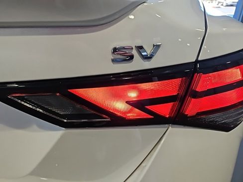 Used 2022 Nissan Sentra SV w/ All-Weather Package image 15