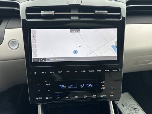 Used 2024 Hyundai Tucson Limited image 12