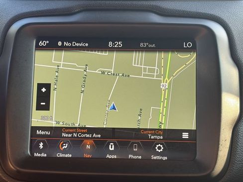 Used 2022 Jeep Renegade Altitude AWD/4WD image 17