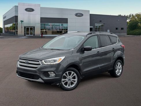 Used 2019 Ford Escape SEL image 1