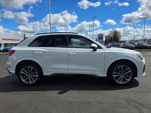 Used 2023 Audi Q3 2.0T Premium Plus w/ Premium Plus Package AWD/4WD image 6