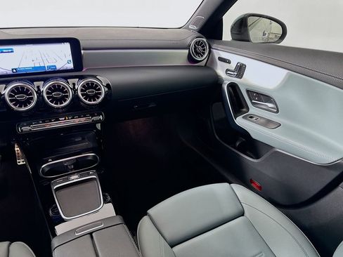 Used 2025 Mercedes-Benz CLA 35 AMG 4MATIC image 24