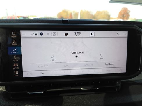 New 2025 Jeep Gladiator Sport image 20