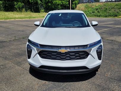 New 2026 Chevrolet Trax LS w/ LS Convenience Package