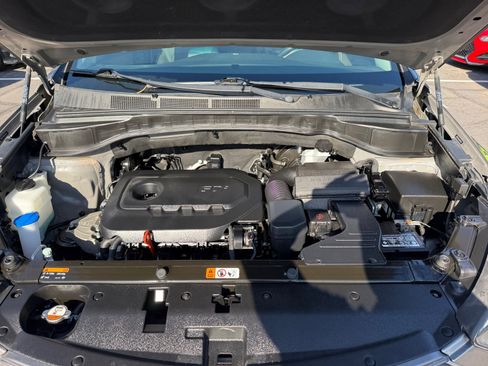 Used 2017 Hyundai Santa Fe Sport FWD image 21
