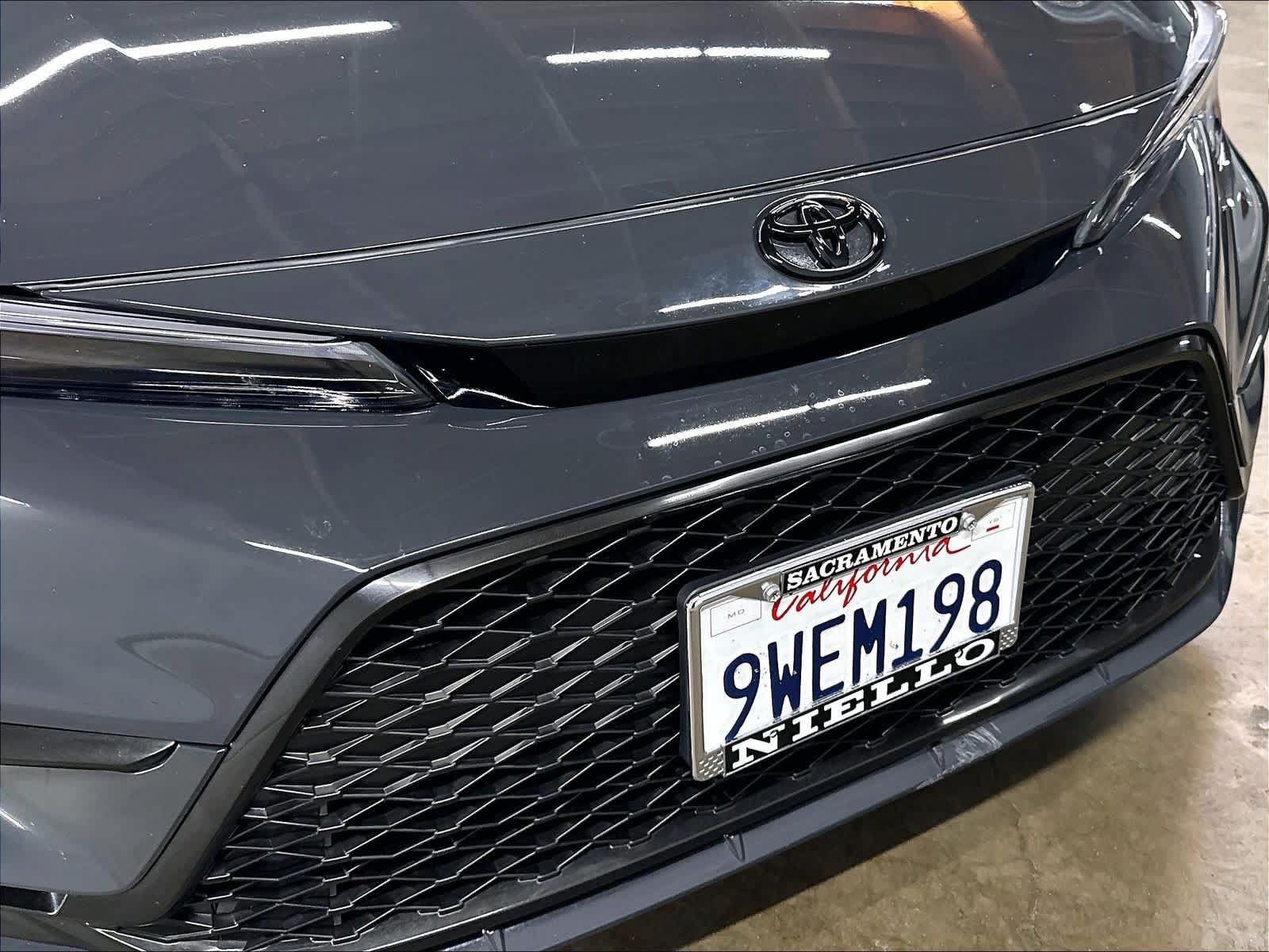Used 2026 Toyota Corolla SE FWD image 32