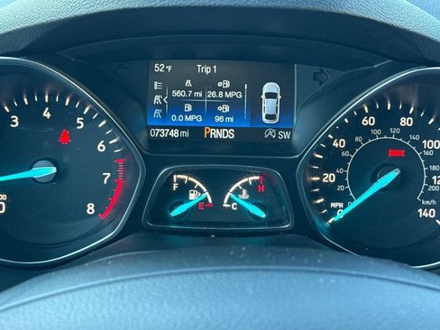 Used 2017 Ford Escape SE w/ SE Leather Comfort Package image 18