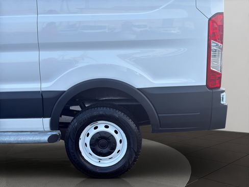 Used 2025 Ford Transit 250 Low Roof w/ Exterior Upgrade Package image 22