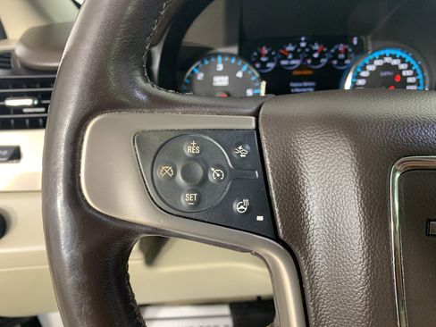 Used 2020 GMC Yukon Denali w/ Denali Ultimate Package RWD image 19