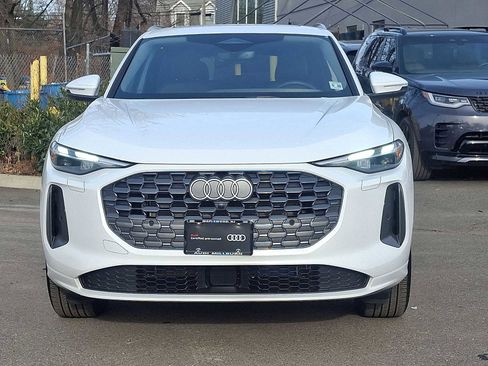 Certified 2025 Audi Q5 Premium w/ Convenience Package image 29