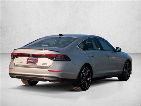 Used 2023 Honda Accord Sport image 5