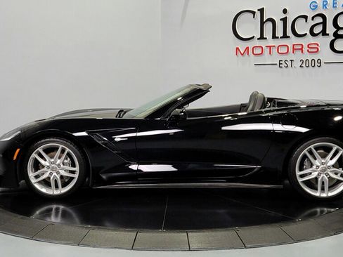 Used 2019 Chevrolet Corvette Stingray Convertible w/ 3LT Preferred Equipment Group image 4