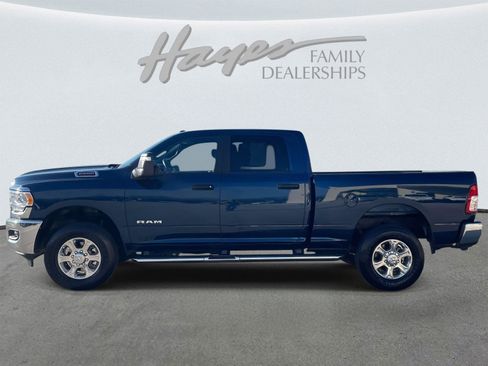 Used 2024 RAM 2500 Big Horn w/ Bed Utility Group image 28