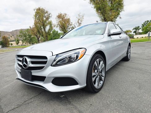 Used 2018 Mercedes-Benz C 300 4MATIC Sedan image 3