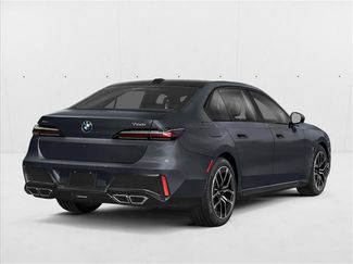 New 2025 BMW 760i xDrive video 2