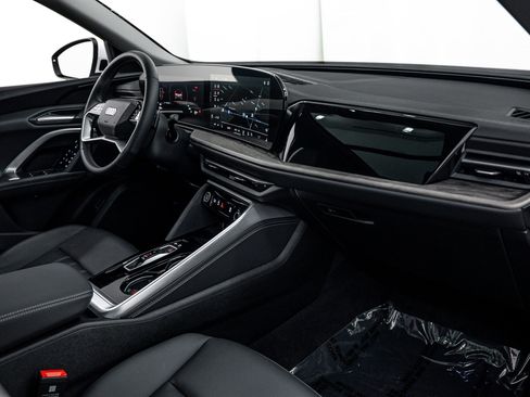 Used 2025 Audi Q5 Premium w/ Convenience Package AWD/4WD image 9