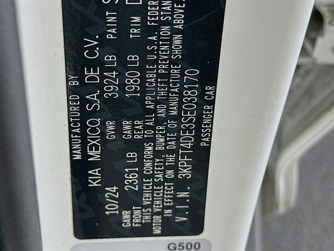 Used 2025 Kia K4 FWD image 12