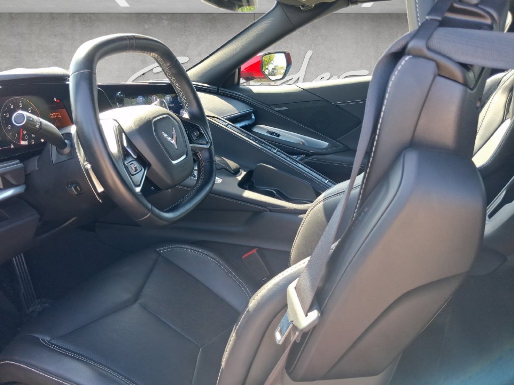 Used 2022 Chevrolet Corvette Stingray Coupe w/ 1LT RWD image 19