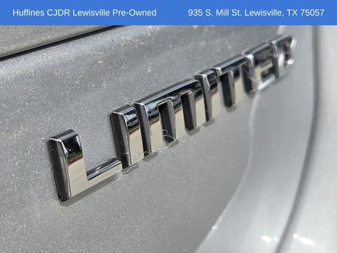Used 2023 Jeep Grand Cherokee L Limited AWD/4WD image 11