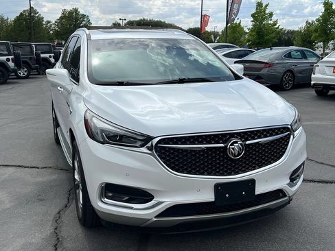 Used 2018 Buick Enclave Avenir w/ Avenir Technology Package AWD/4WD image 5