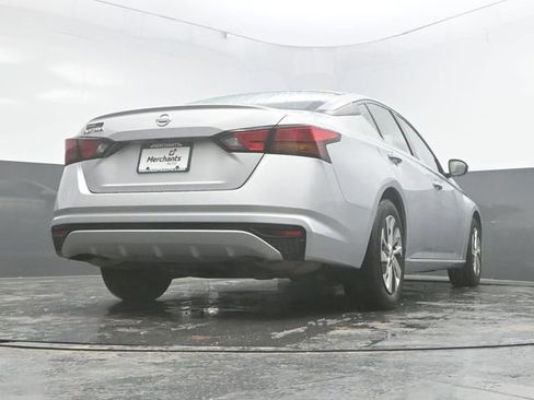 Used 2021 Nissan Altima 2.5 S image 32