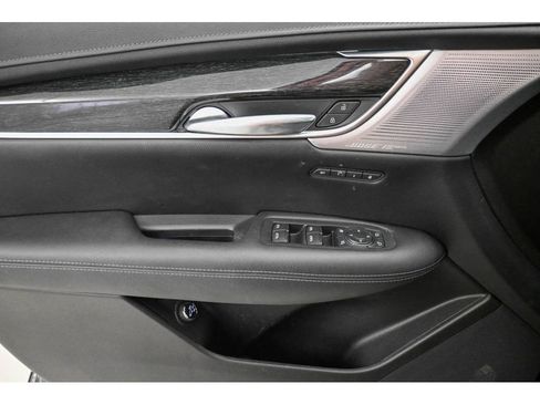Used 2021 Cadillac XT5 Premium Luxury image 27