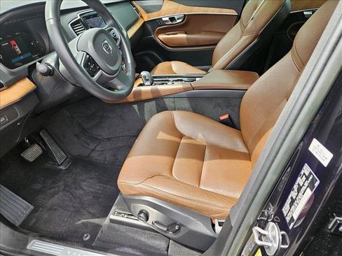 Used 2023 Volvo XC90 B6 Plus w/ Protection Package Premier AWD/4WD image 19