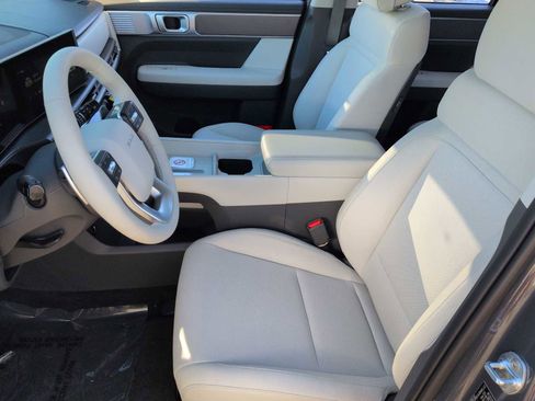 New 2026 Hyundai Santa Fe SE image 16