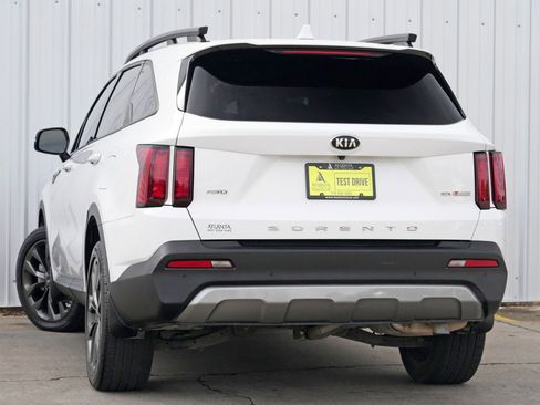 Used 2021 Kia Sorento EX w/ EX AWD X-Line Package image 5