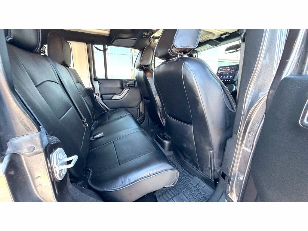 Used 2017 Jeep Wrangler Unlimited Sport AWD/4WD image 9