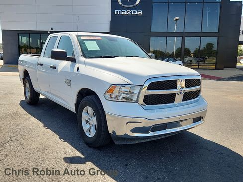 Used 2024 RAM 1500 Classic SLT AWD/4WD image 1