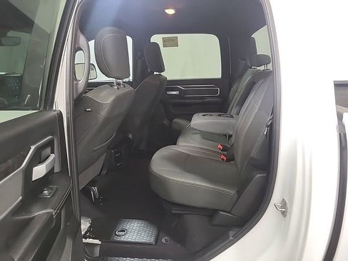 Used 2021 RAM 2500 Big Horn w/ Level 1 Equipment Group image 4