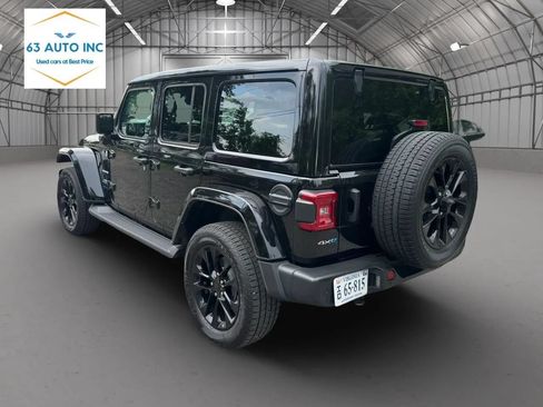 Used 2021 Jeep Wrangler Unlimited Sahara w/ Cold Weather Group AWD/4WD image 3