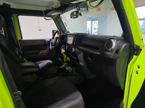 Used 2013 Jeep Wrangler Unlimited Sport image 25