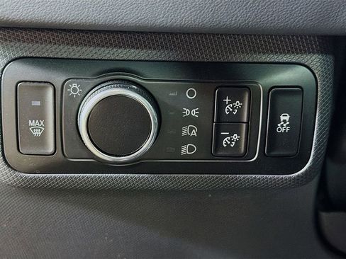 Used 2025 Ford Mustang Mach-E Select w/ Comfort Package Lite image 32