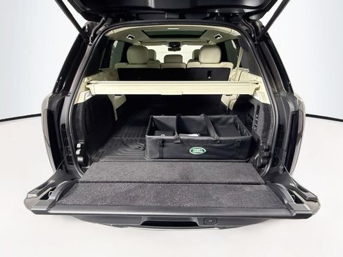 New 2026 Land Rover Range Rover Long Wheelbase SE AWD/4WD image 30